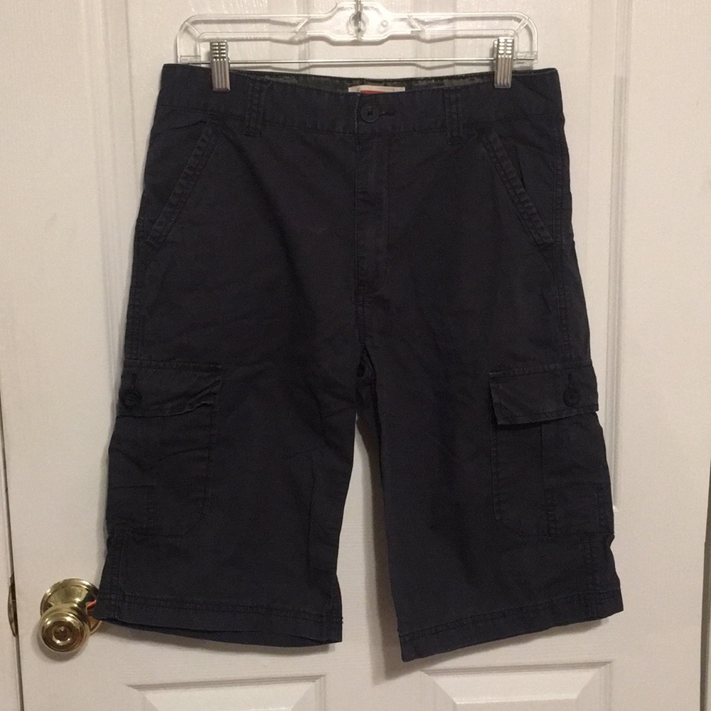LEVIS MENS CARGO SHORTS